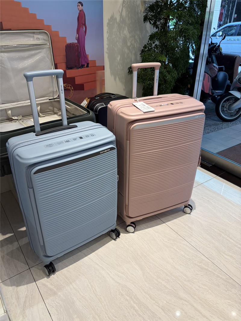 新品 Samsonite 新秀麗【PARALUX HS KT2 】日本旅遊推薦 上掀/前開/側開 20吋登機箱 可擴充四輪行李，15 吋筆記型電腦隔層箱，雙開口結構，Apple AirTag™ 專用收納夾層    